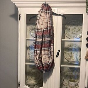 Woman’s cowl neck  scarf 